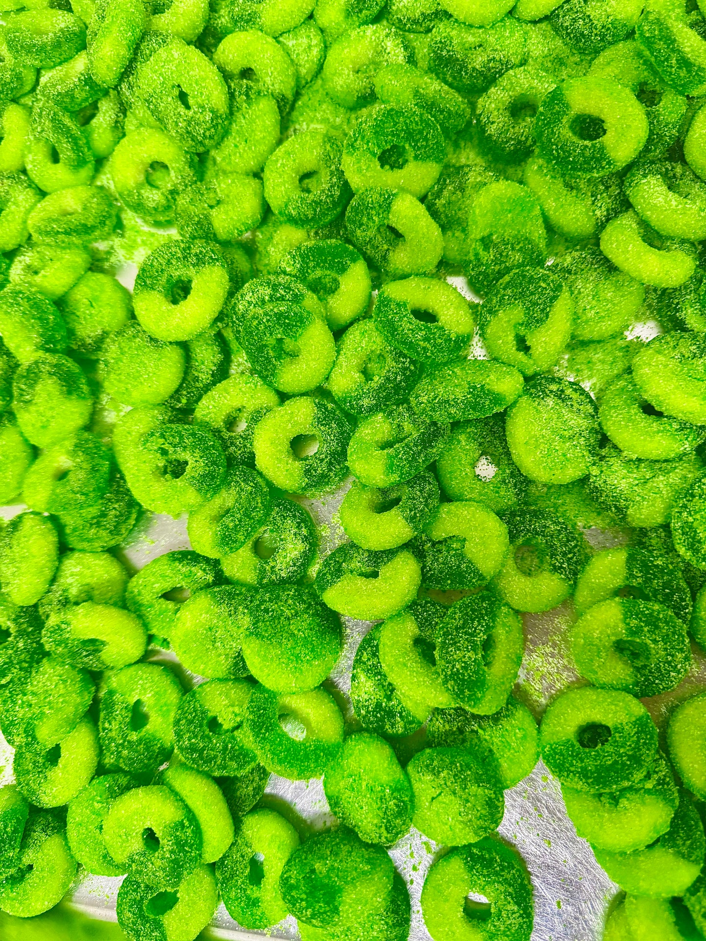 🍏 Omega Bursts Atomic Apple – Super Sour Green Apple Gummy Rings (6 oz)