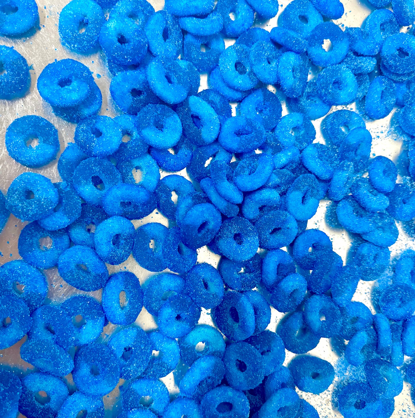 💙 Omega Bursts Sour Bluze – Super Sour Blue Raspberry Gummies (6 oz)